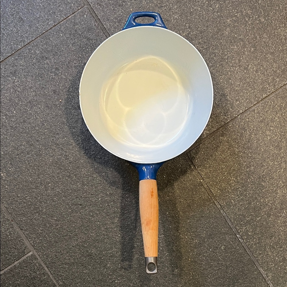 Vintage Copco 3 Quart Blue and White Cast Iron Skillet with Wooden Handle